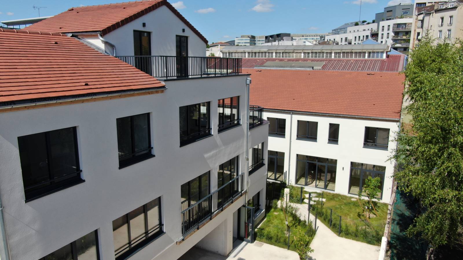 LE DOMAINE L'ADHARA