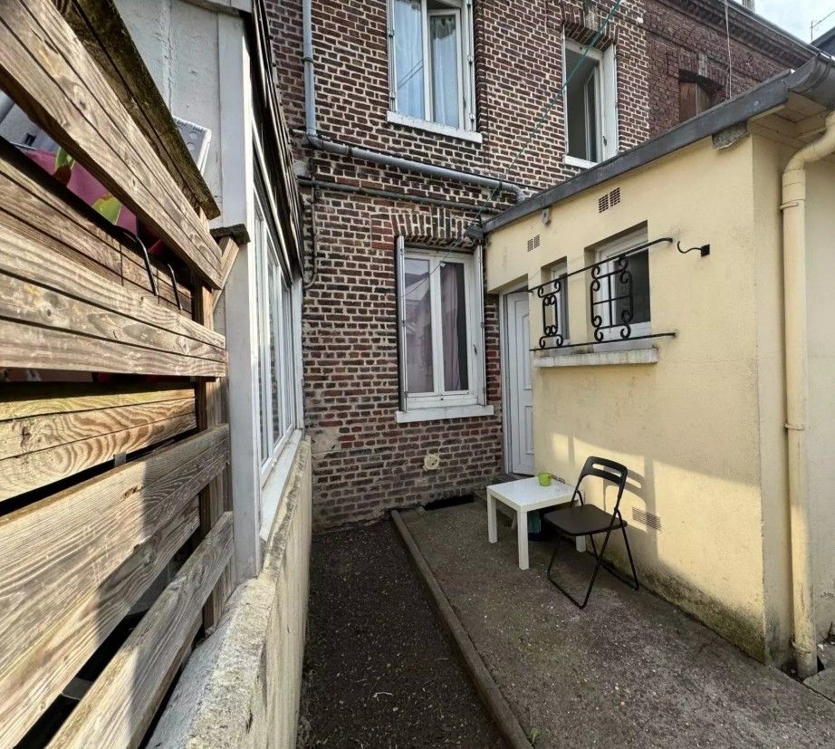 RUE D'ELBEUF