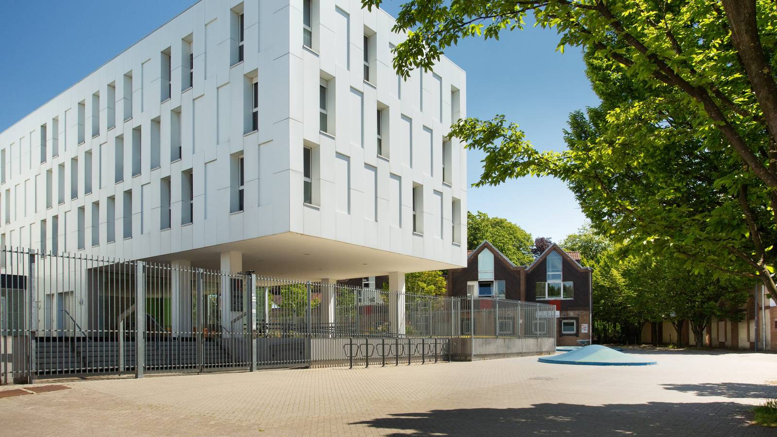 Advenis - Lille Maison Blanche