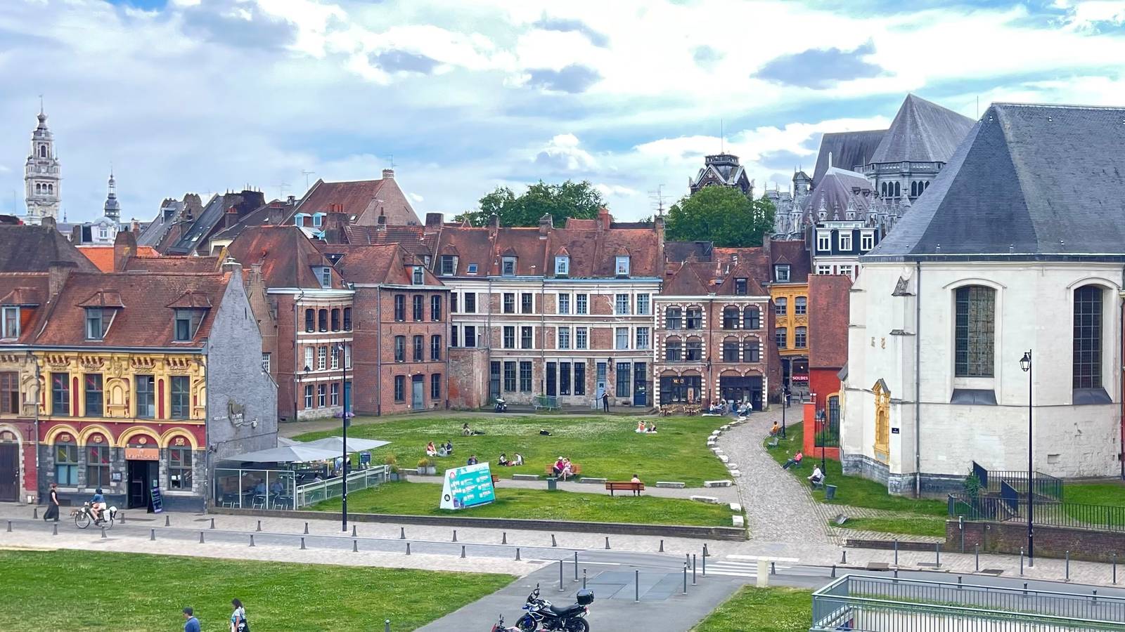 6 avenue du peuple belge