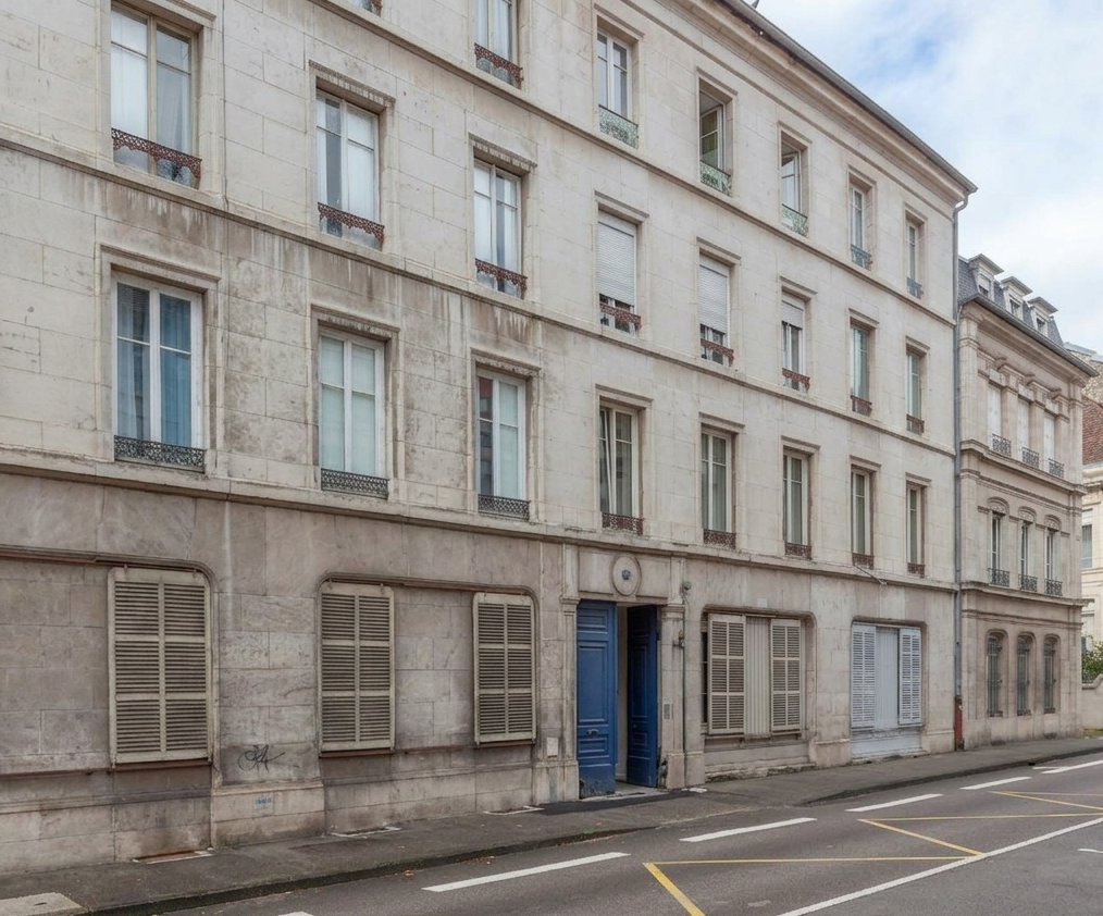 RUE CHARLES NODIER