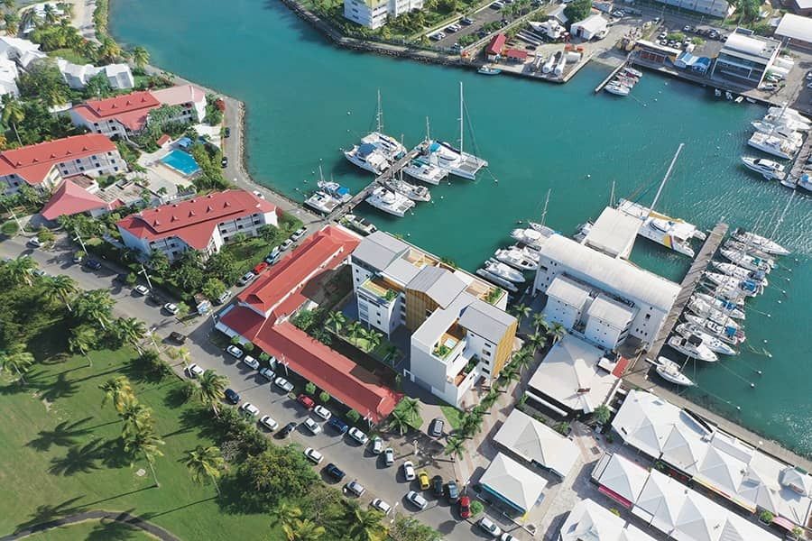 Les terrasses de la marina