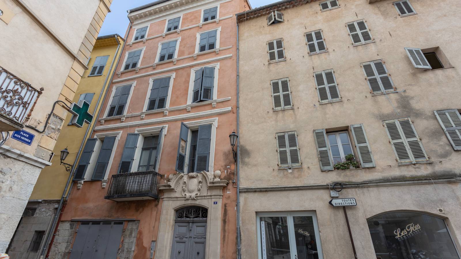 GRASSE : La Pouost