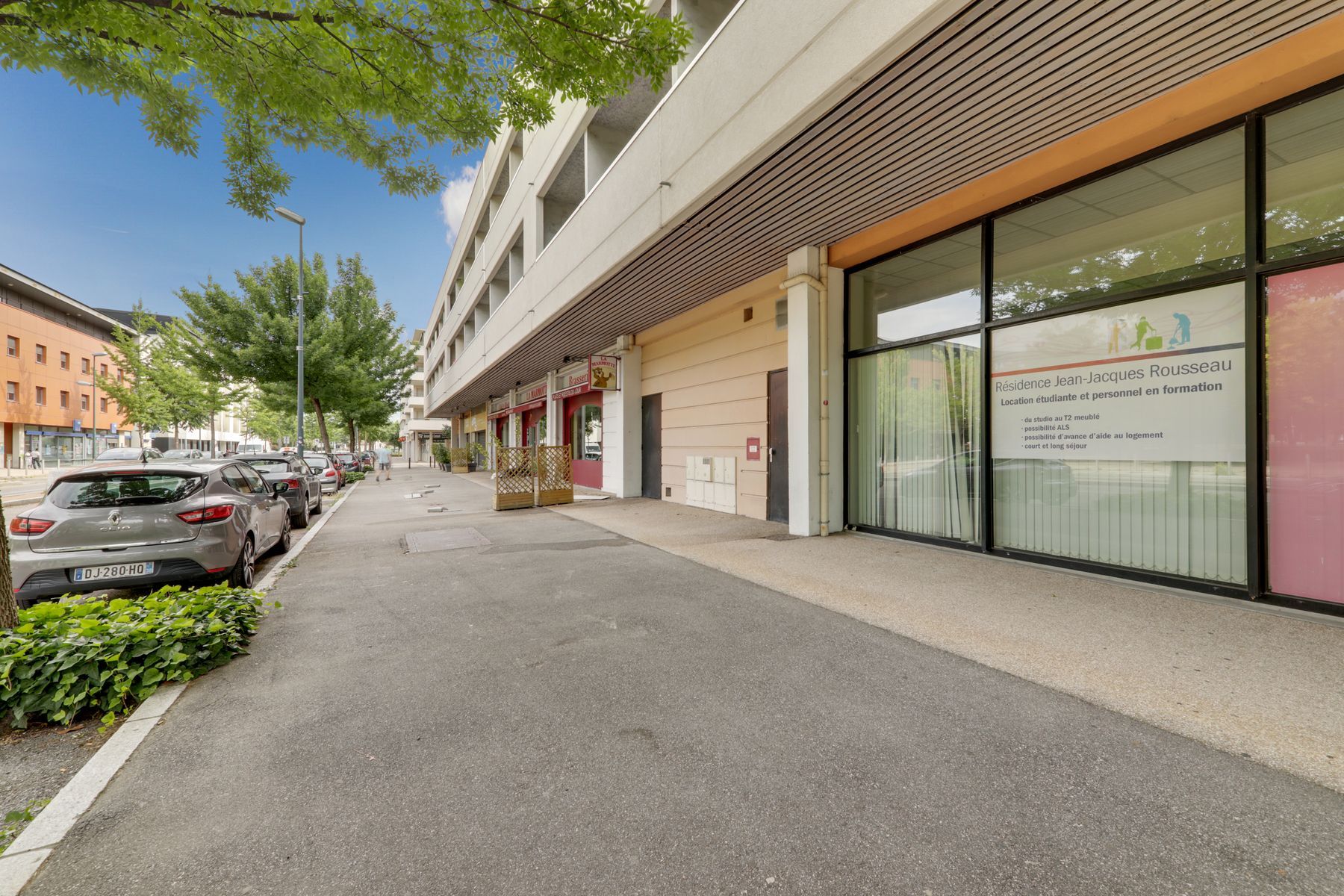 RESIDENCE ROUSSEAU